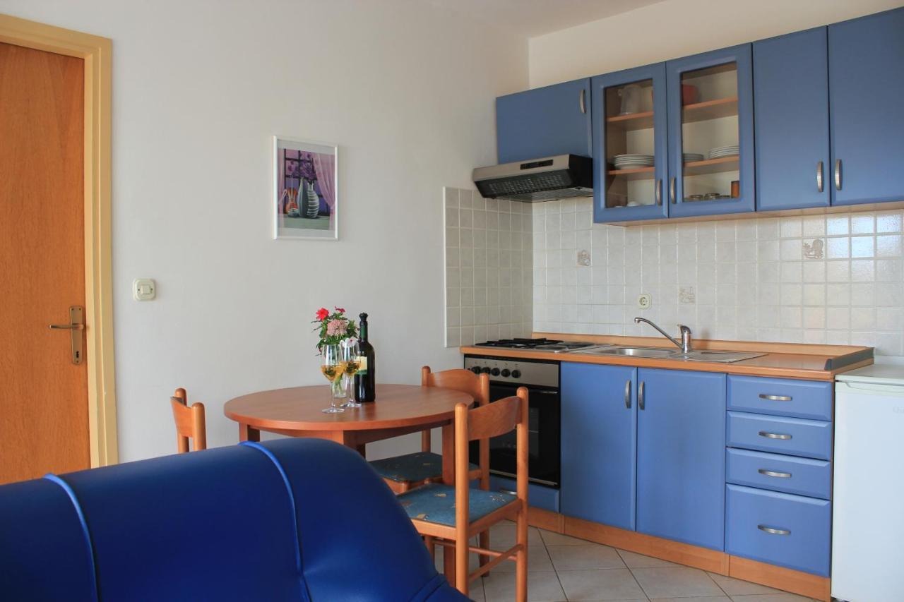 Apartments By The Sea Lukoran Zewnętrze zdjęcie